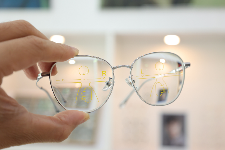 L&rsquo;Art de Bien Choisir ses Verres Progressifs : L&rsquo;Expertise Vision à Caluire-et-Cuire