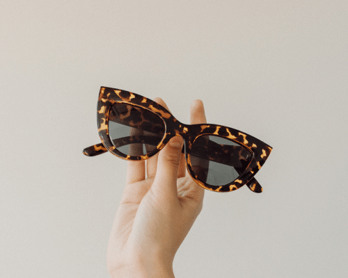 Matériau lunettes : acétate, métal ou titane ?